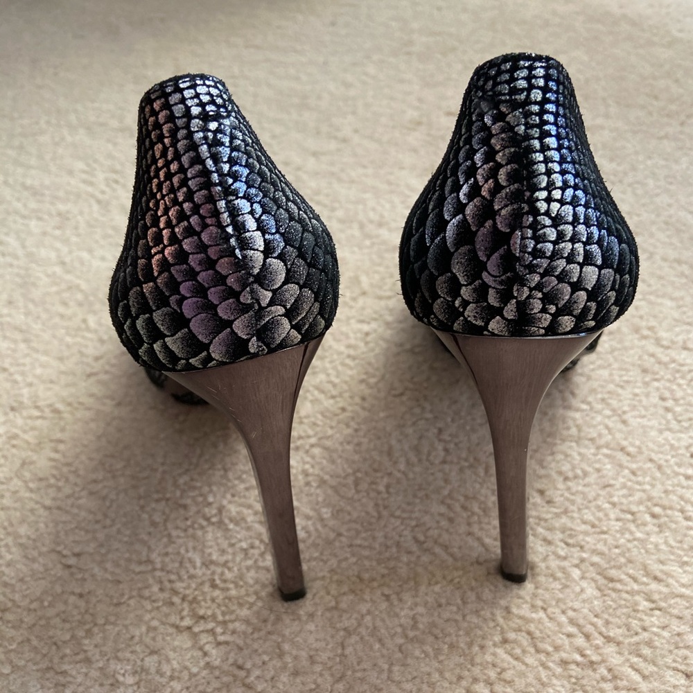 BCBGMaxAzria MA-Willoe Python Glimmer Platforms - Picture 6 of 8